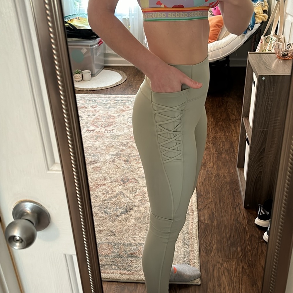 Leggings w/ pockets